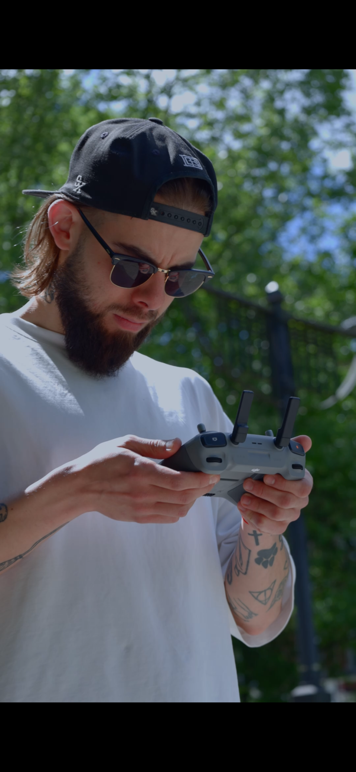 Gryfny Dron